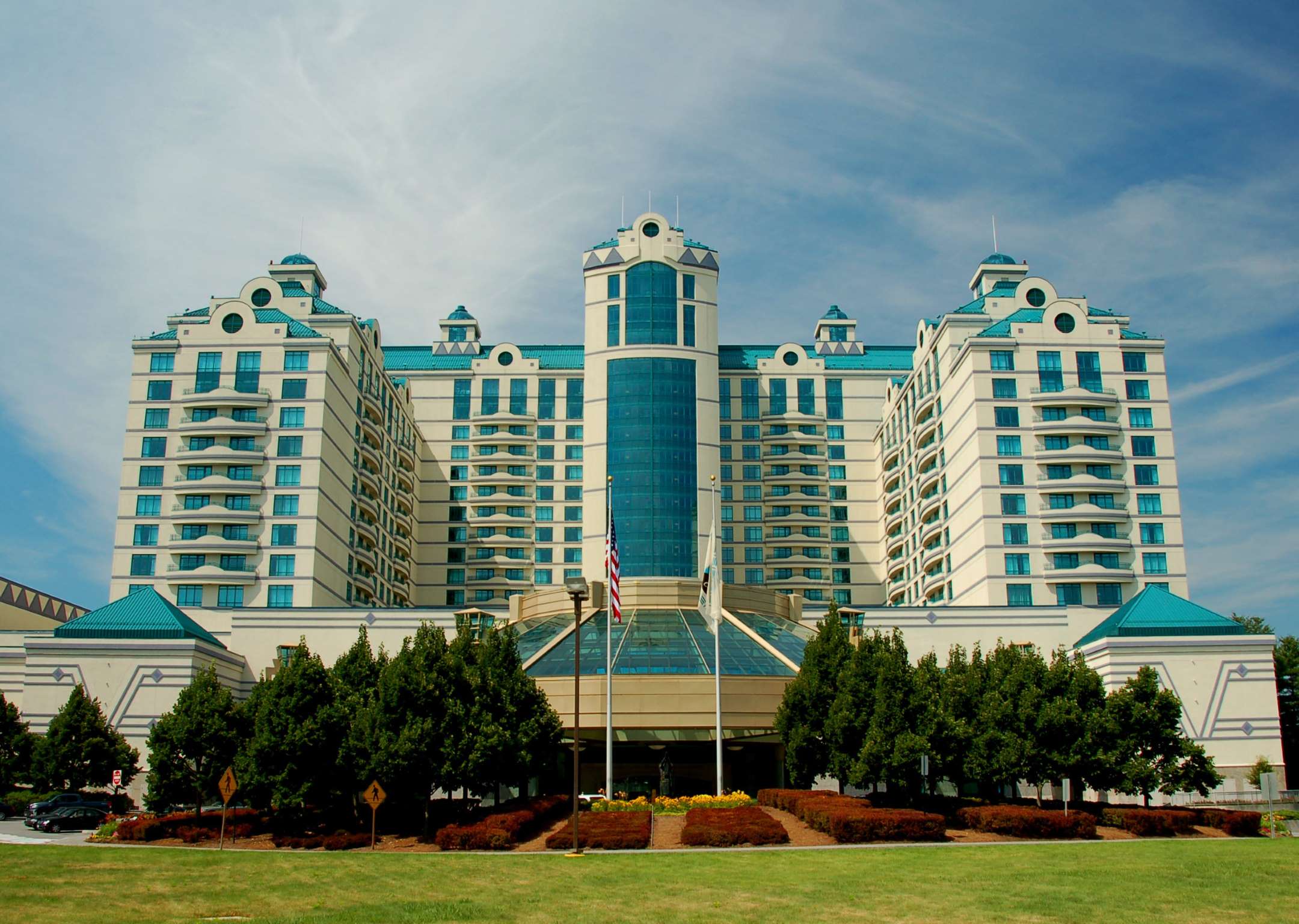 Experience the Ultimate Blend of Luxury and Excitement at Foxwoods Resort Casino